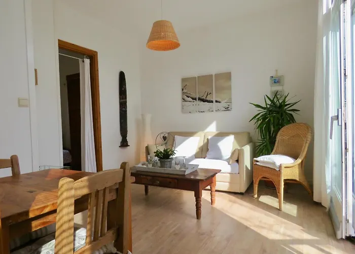 Sea Shell With Balcony Close To The Beach, Centre And Dunes Apartmán