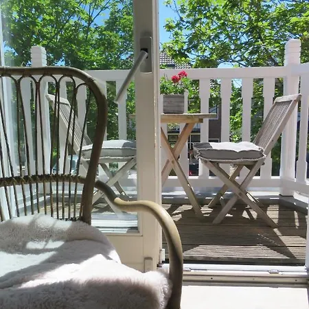 Sea Shell With Balcony Close To The Beach, Centre And Dunes * 잔드보르트